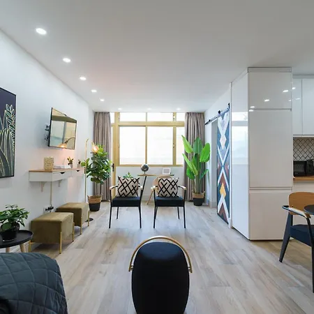 Agua De Las Canteras Beachfront Loft * Las Palmas